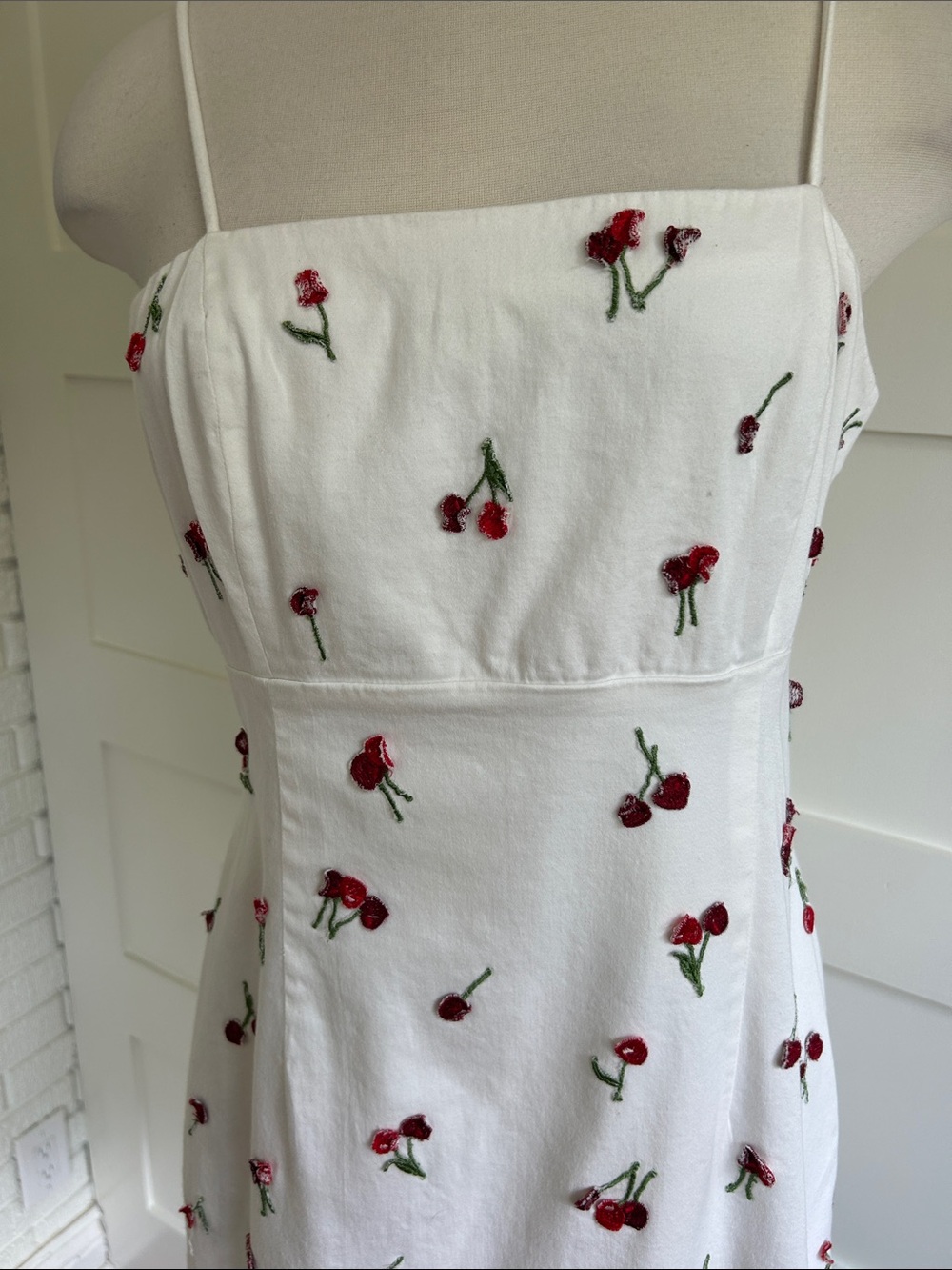 Anthropolgie/Maeve- The Brynn Cherry mini dress - Picture 4 of 8